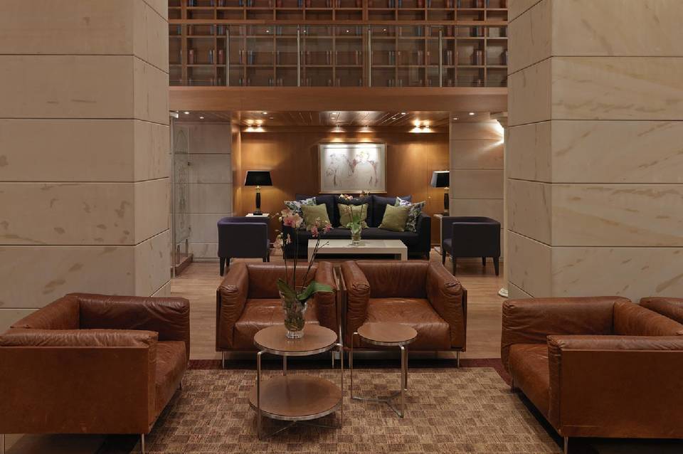 NJV Athens Plaza 2