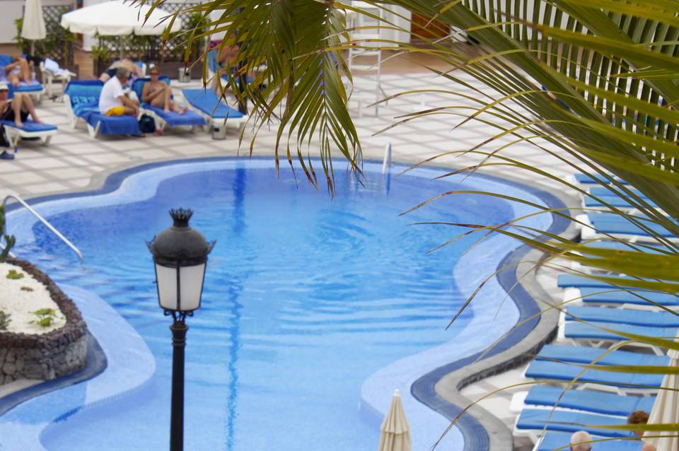 Ona Beverly Hills Suites 1