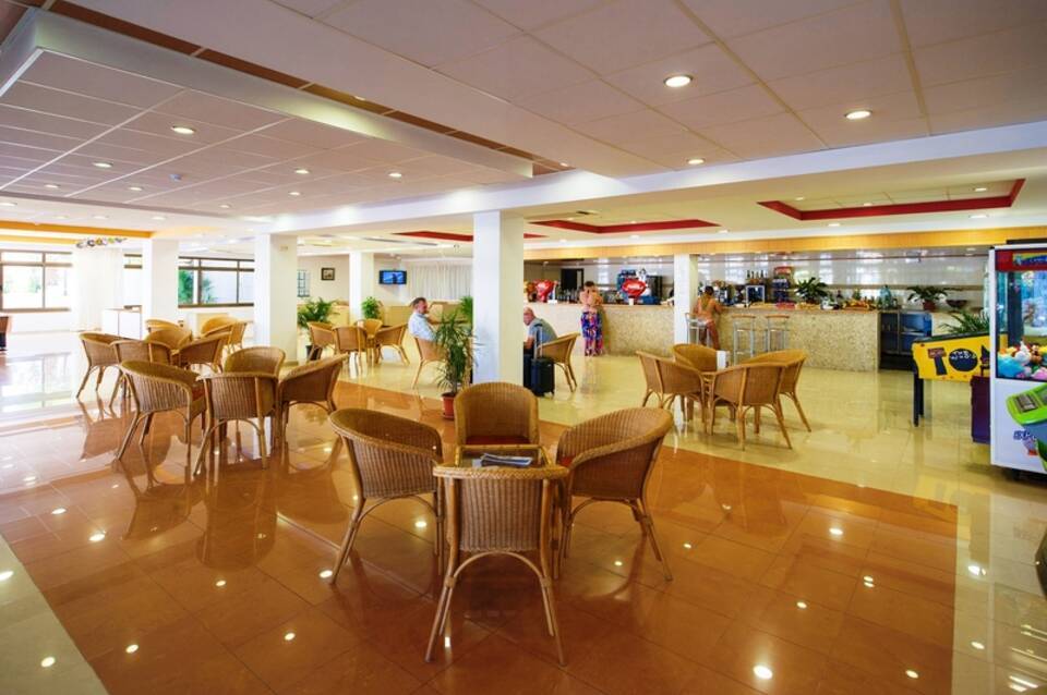 Apartamentos Vibra Riviera 4