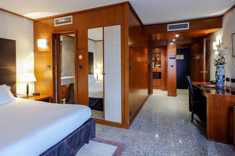Hôtel Goldstar Resort & Suites 2