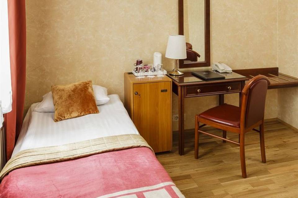 Fosshotel Raudara 5
