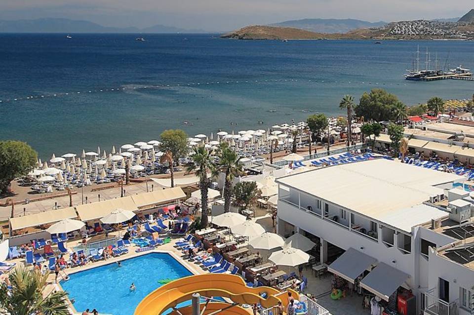 Petunya Beach Resort 1