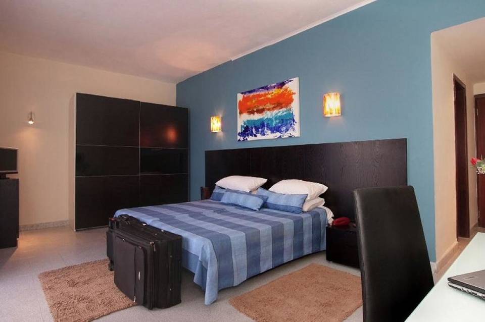 St Julians Bay Hotel Malta 5
