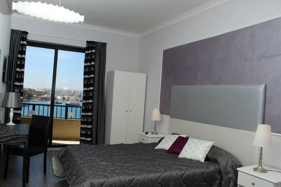 Sliema Marina Hotel 2