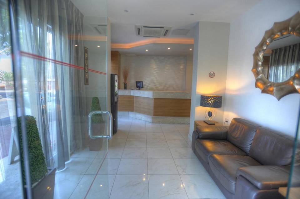 Carlton Hotel Malta 3