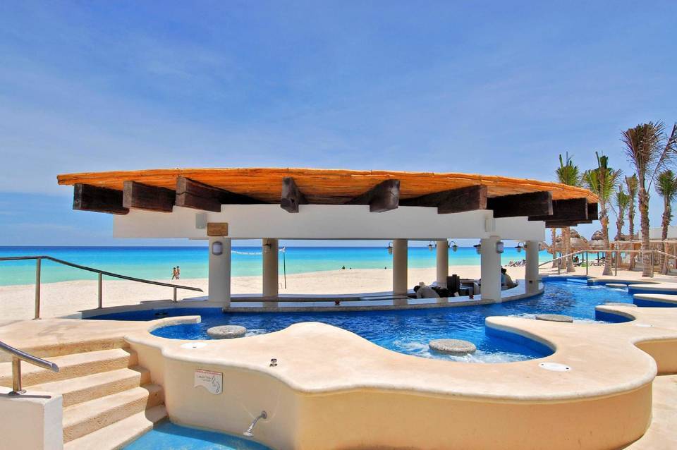 Wyndham Grand Cancun All Inclusive Resort & Villas 4