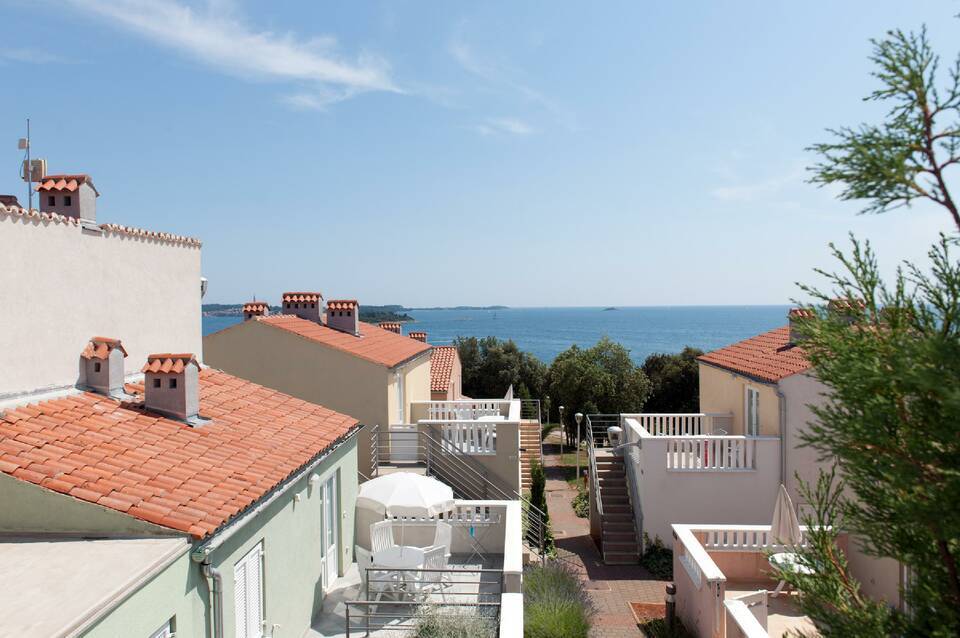 Maistra Select Amarin Resort 4