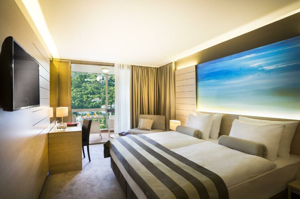 Hotel Excelsior 2