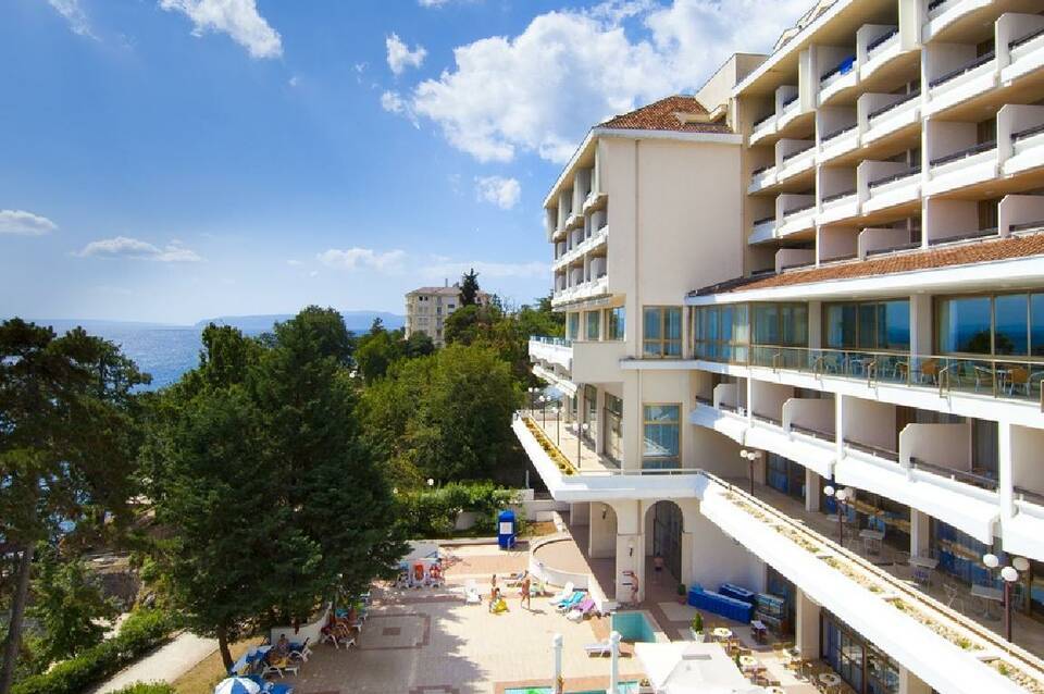 Hotel Excelsior 4