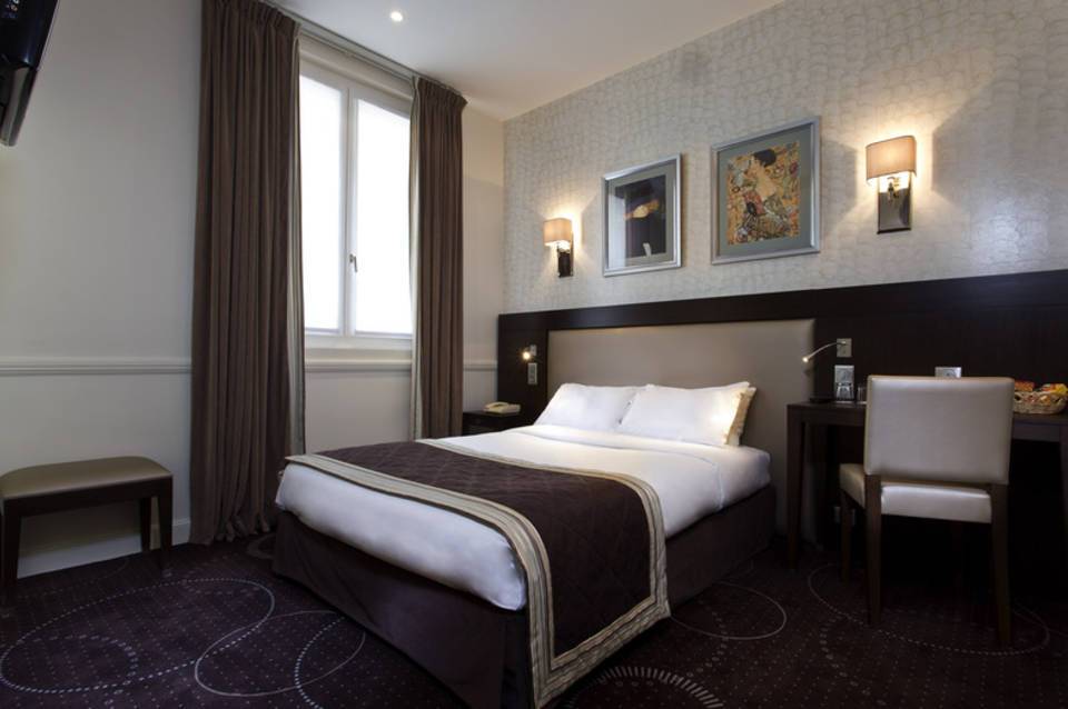 Hôtel Elysées Ceramic 3