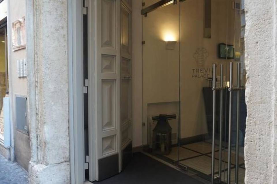 Trevi Palace Luxury Inn 2