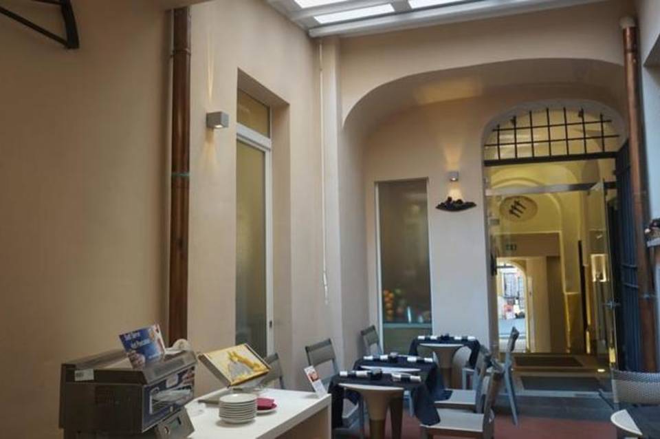 Trevi Palace Luxury Inn 5