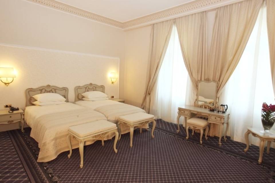 Grand Hotel Continental 3