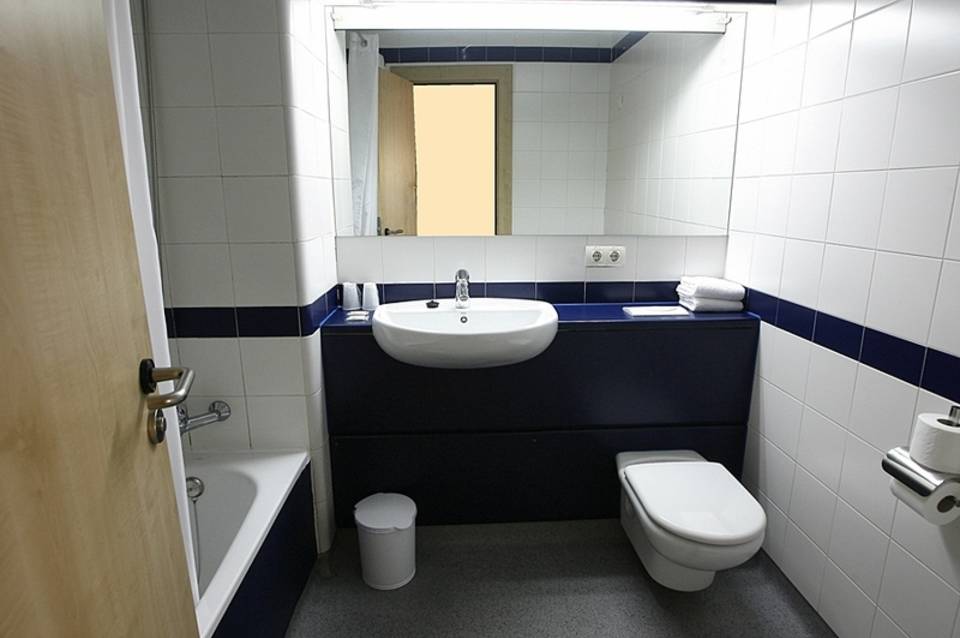 Travelodge Madrid Arturo Soria 5
