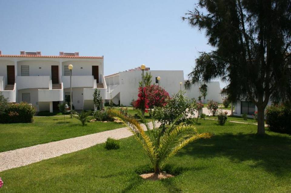 Quinta das Figueirinhas & Quintinha Village 1