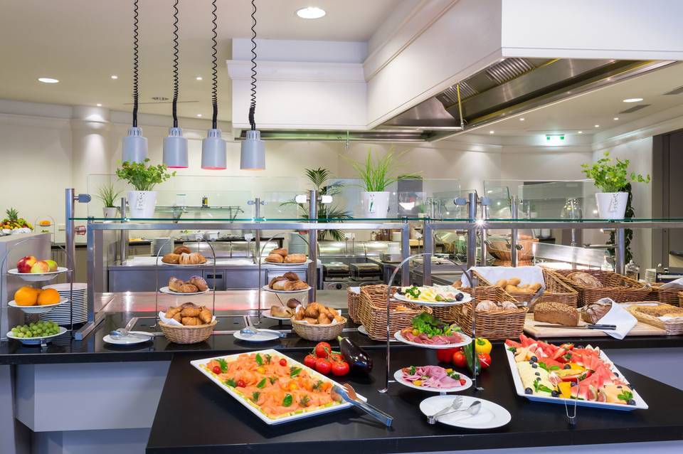 PLAZA Premium Wien 4