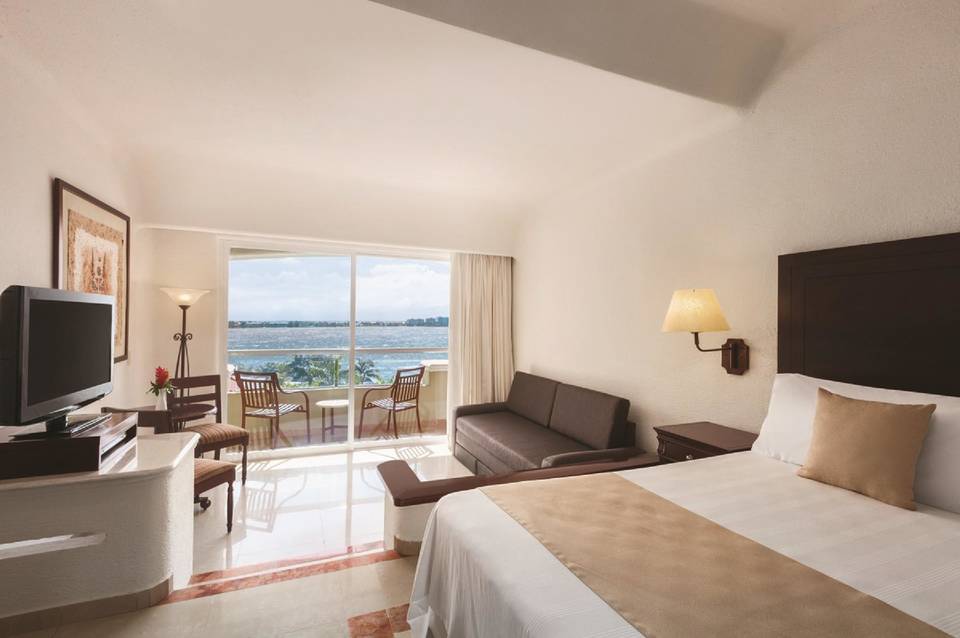 Sunscape Cancun Resort & Spa 5