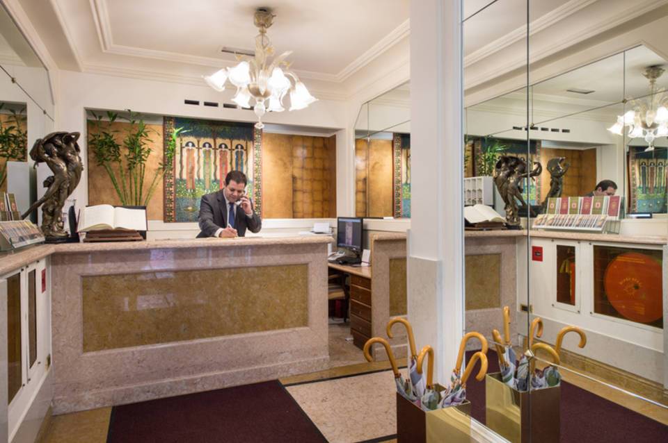 Art Hotel Orologio 3