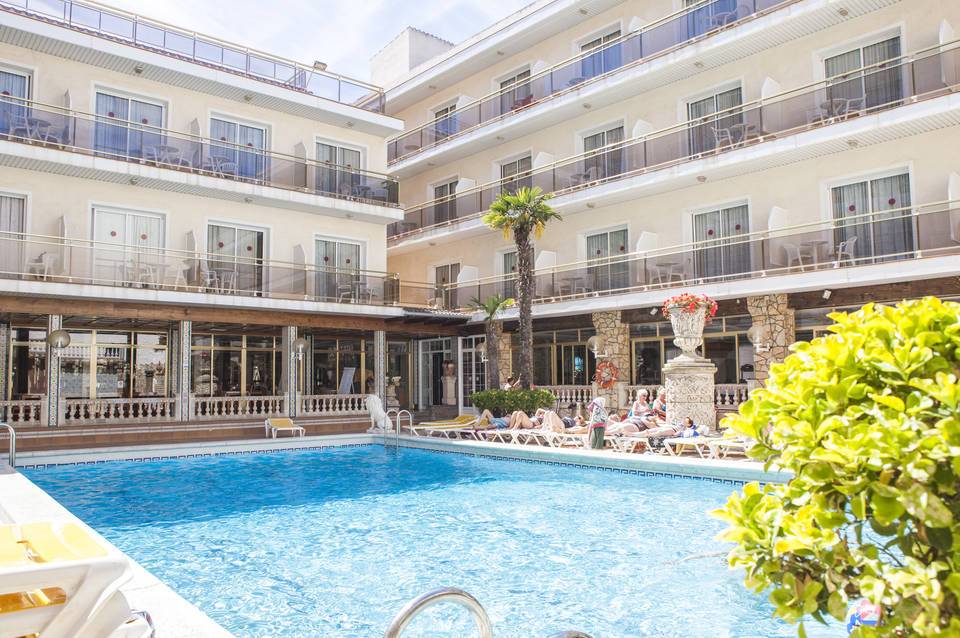 Hotel Ibersol Sorra d'Or 1