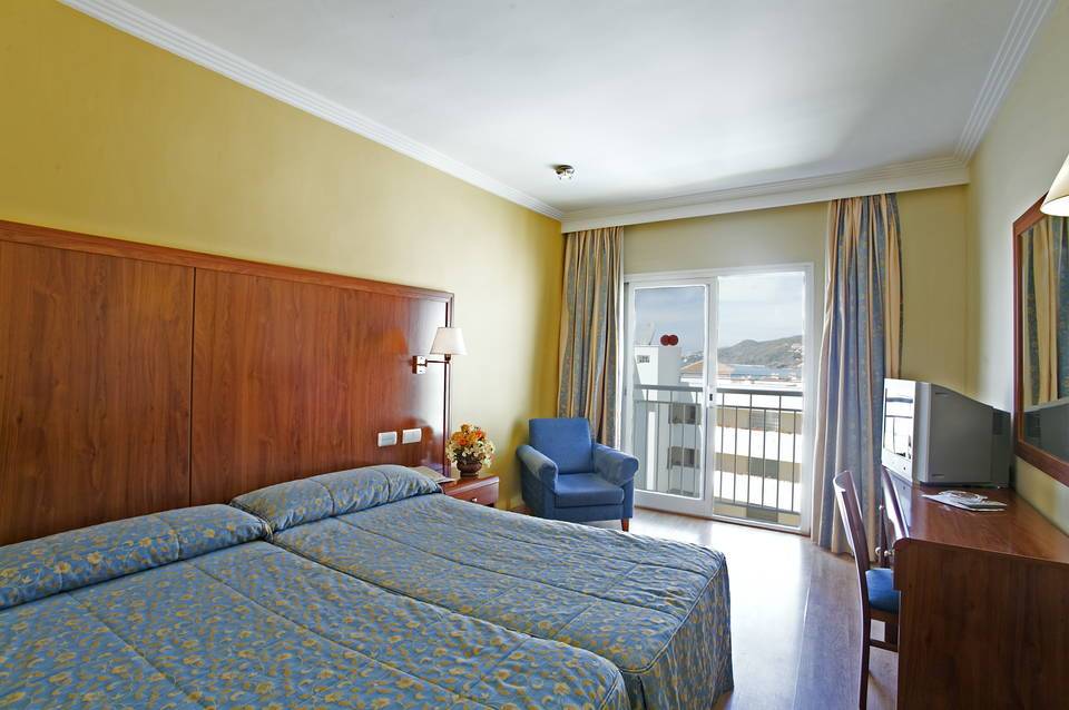 Hotel Perla Marina 3