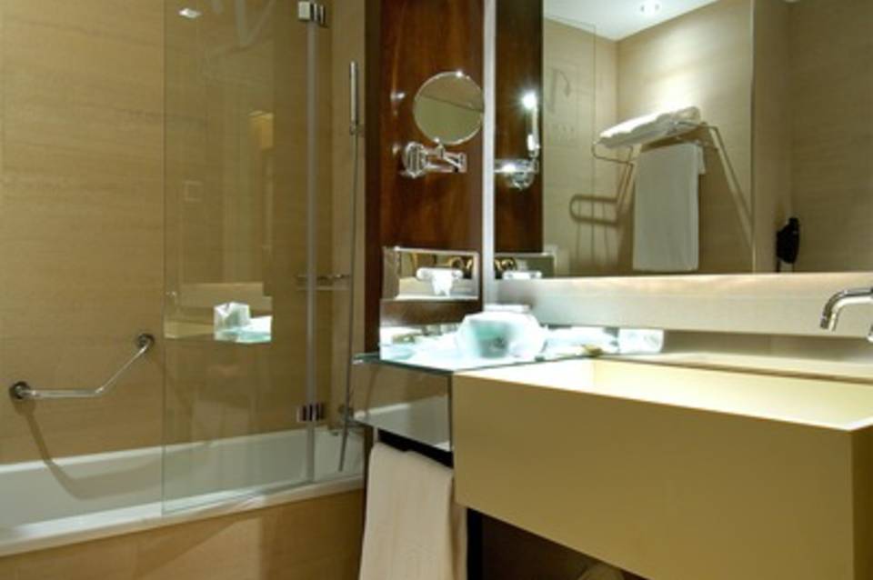 Vincci Capitol 4