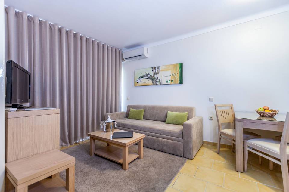 Santa Eulália Suite Hotel & Spa 2