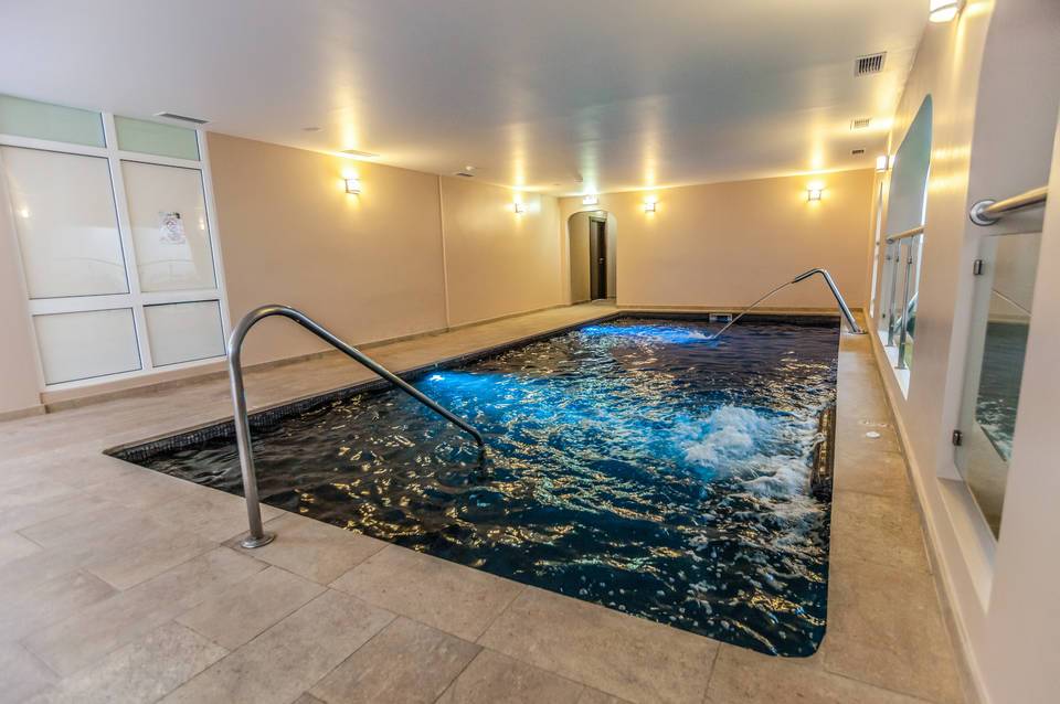 Santa Eulália Suite Hotel & Spa 1