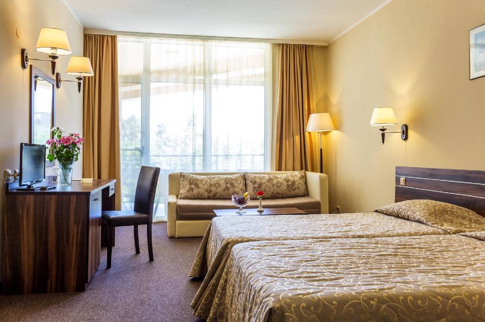 Laguna Park Hotel & Aqua Club 4