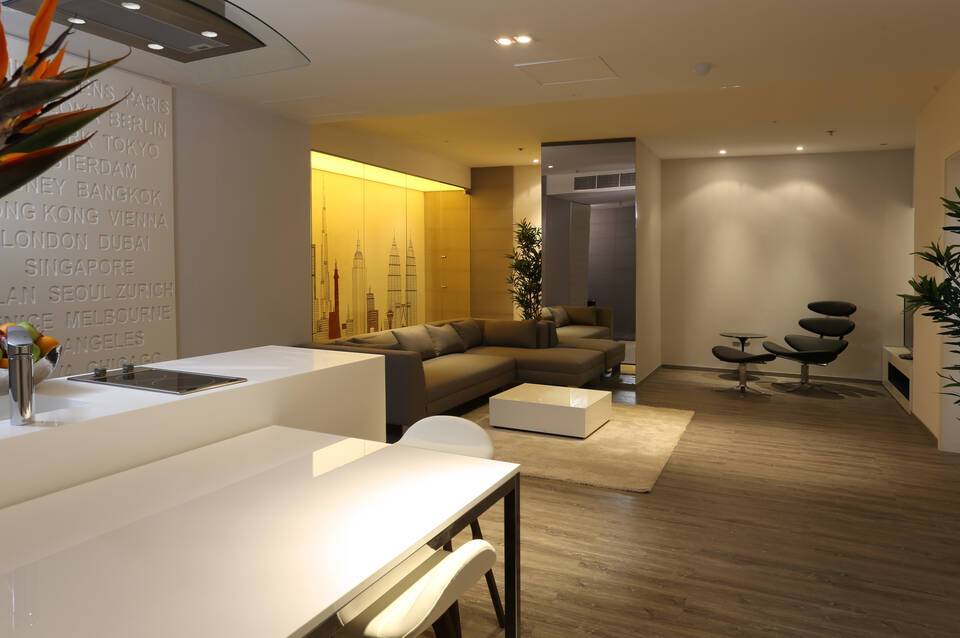 Ramada Hotel & Suites by Wyndham Dubai JBR 3