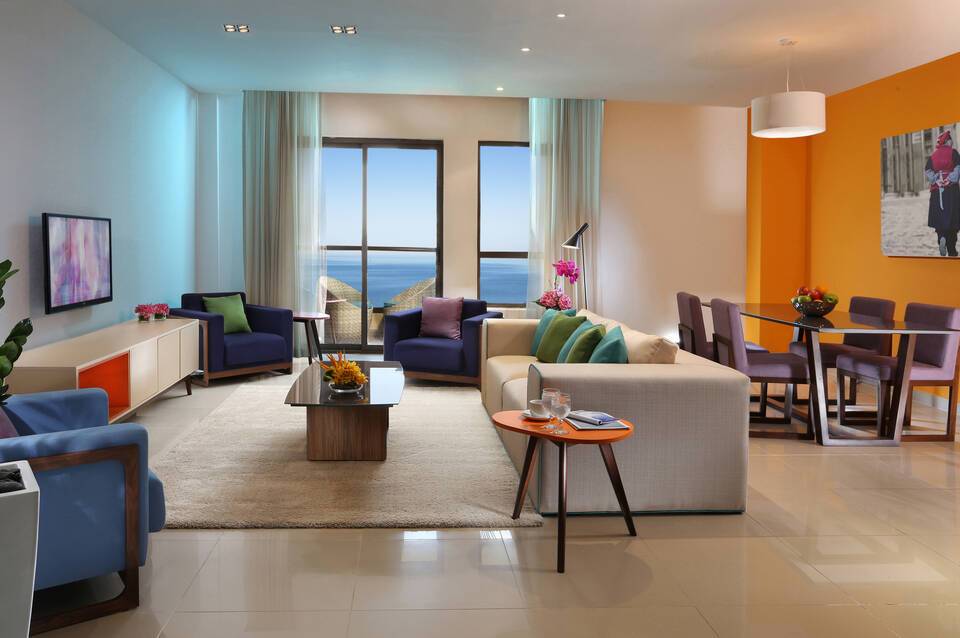 Ramada Hotel & Suites by Wyndham Dubai JBR 5