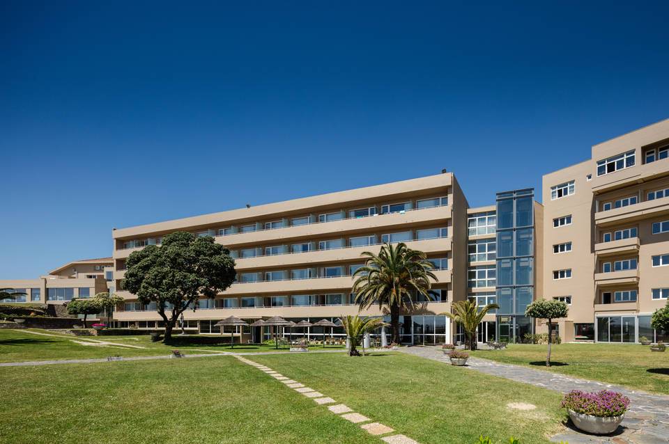 Axis Ofir Beach Resort Hotel 2