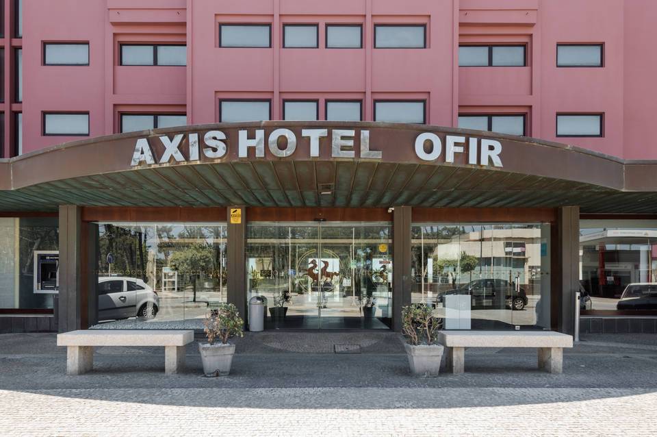 Axis Ofir Beach Resort Hotel 3