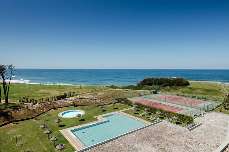 Axis Ofir Beach Resort Hotel 1