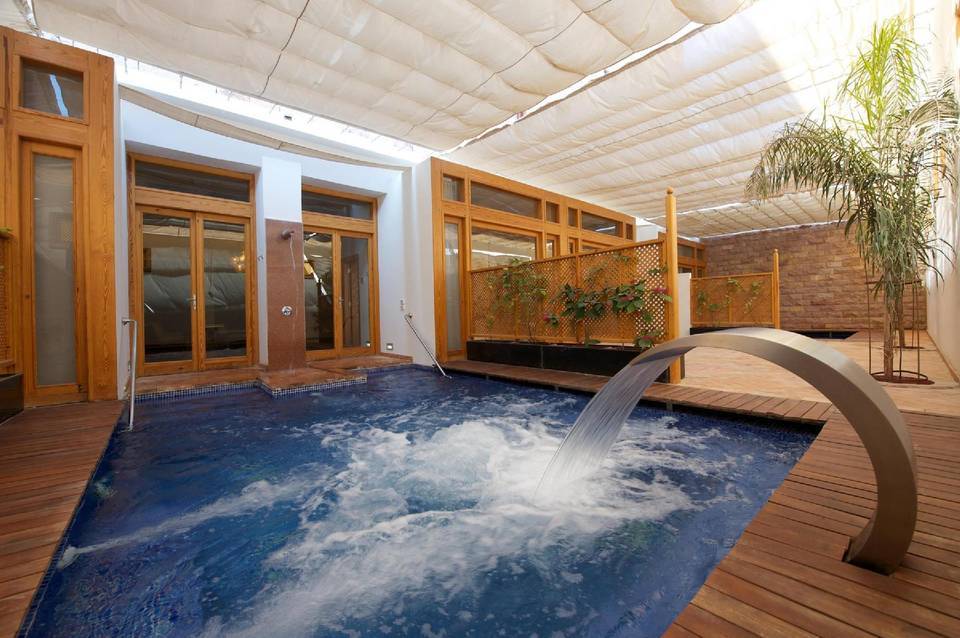 Fort Arabesque Resort, Spa & Villas 3