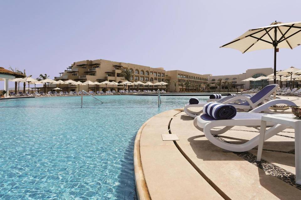 Mövenpick Waterpark Resort & Spa Soma Bay 1