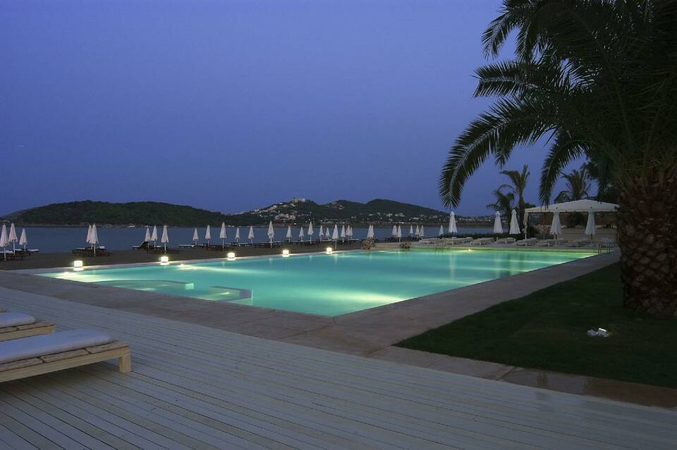 Plaza Resort Hotel 3