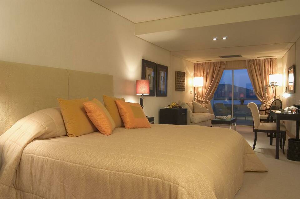 Plaza Resort Hotel 5
