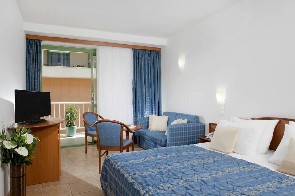 Bluesun Hotel Marina 4