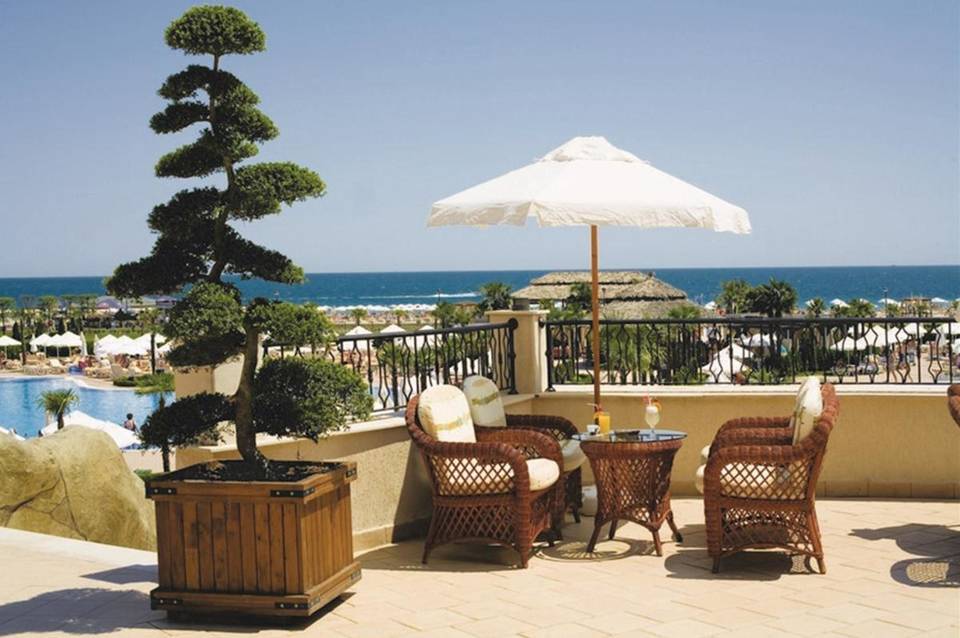 DIT Majestic Beach Resort 4