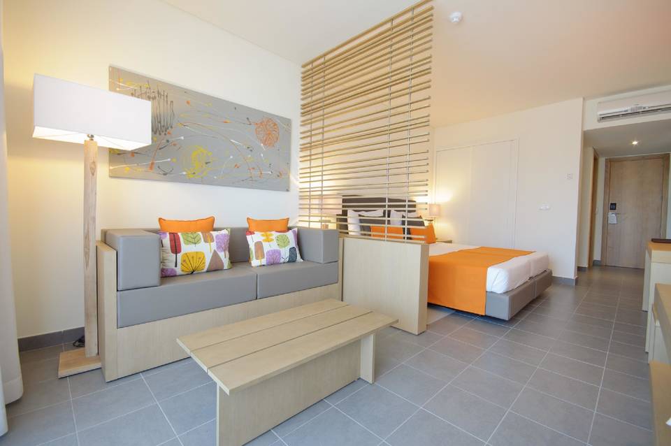 Oasis Salinas Sea 4