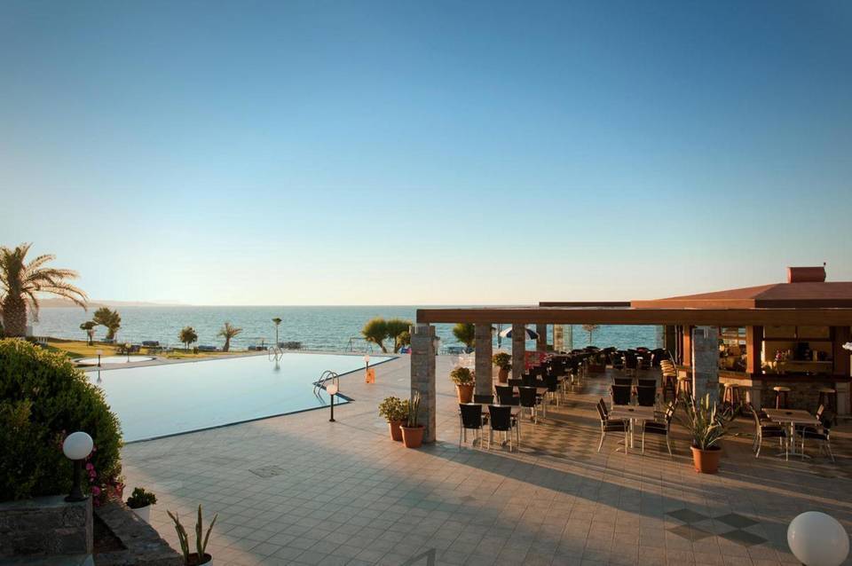 Ariadne Beach Hotel 2