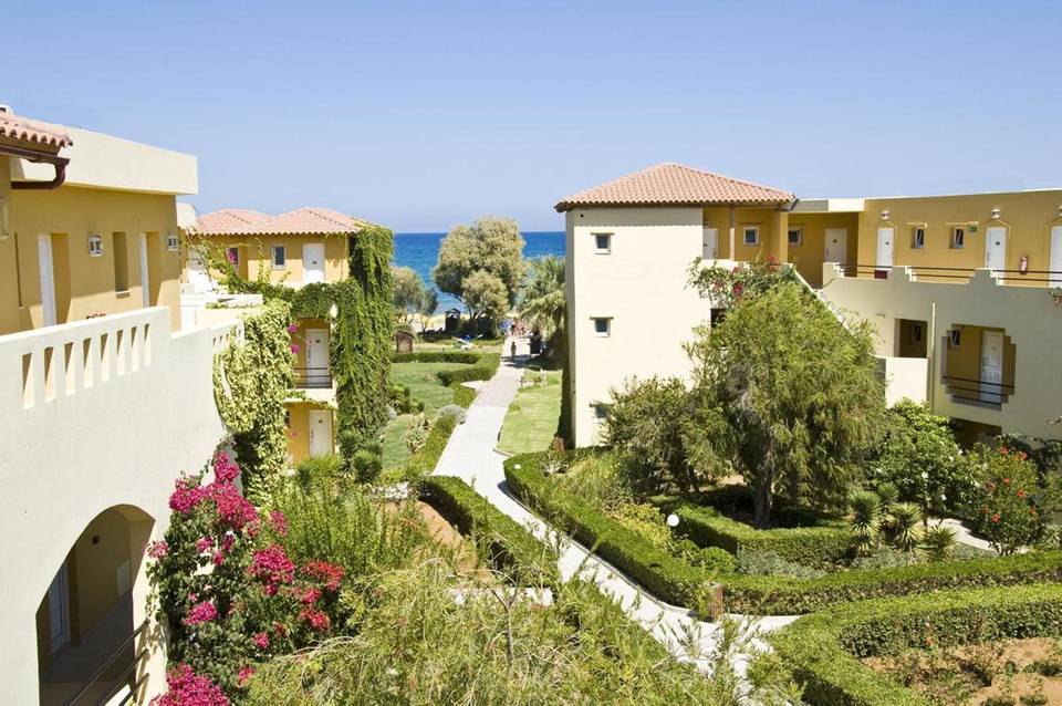 Vantaris Luxury Beach Resort 5