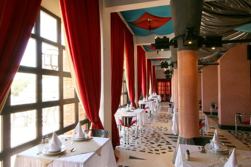 Hotel El Pueblo Tamlelt 4
