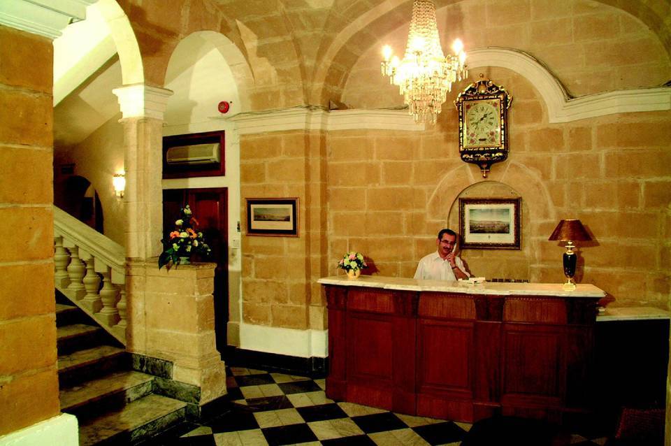 Castille Hotel 4