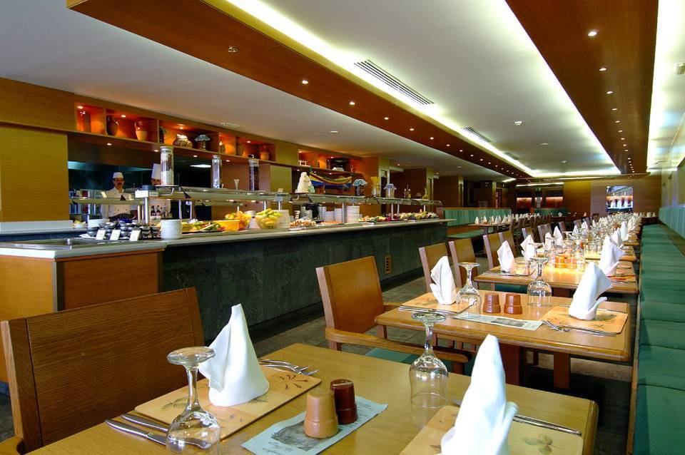 The Preluna Hotel 3