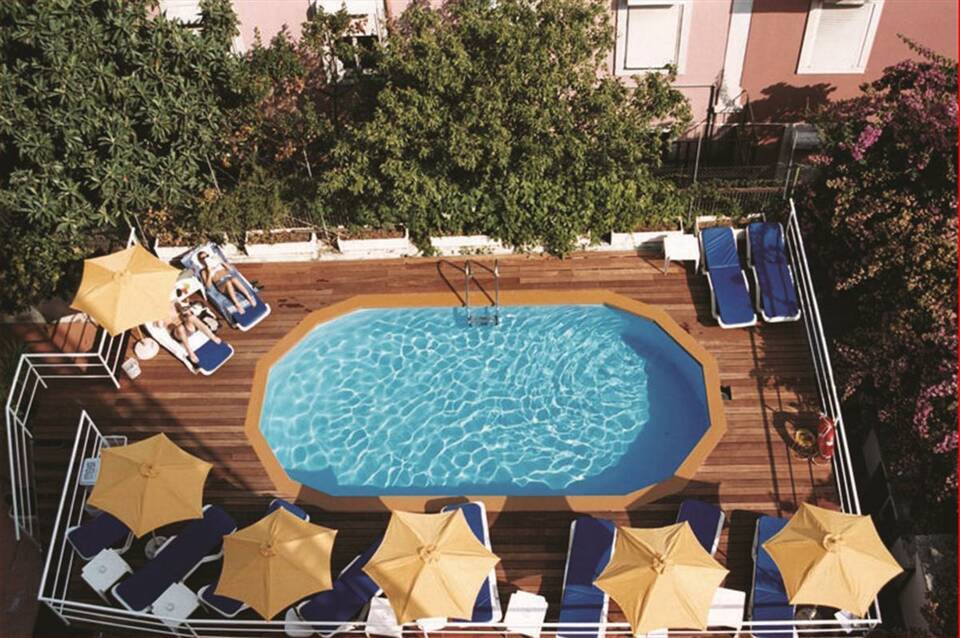 Holiday Inn Express & Suites Lisbon - Príncipe Real 5