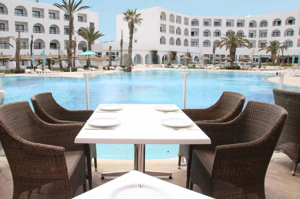Nozha Beach Resort & Spa 2