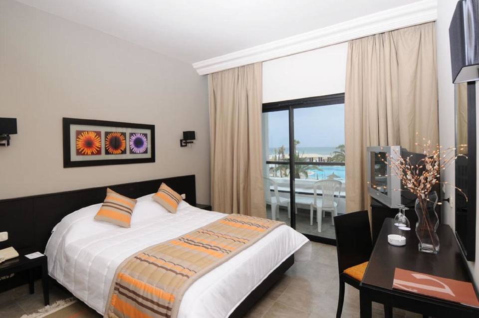 Nozha Beach Resort & Spa 4