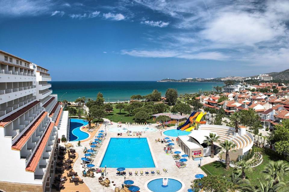 Batihan Beach Resort & Spa 2