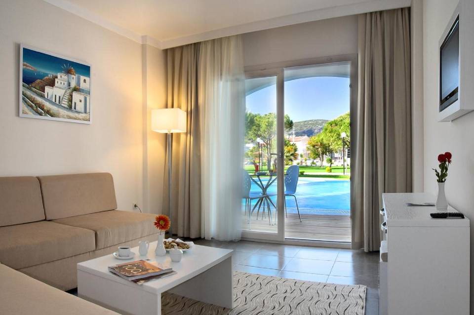 Batihan Beach Resort & Spa 3